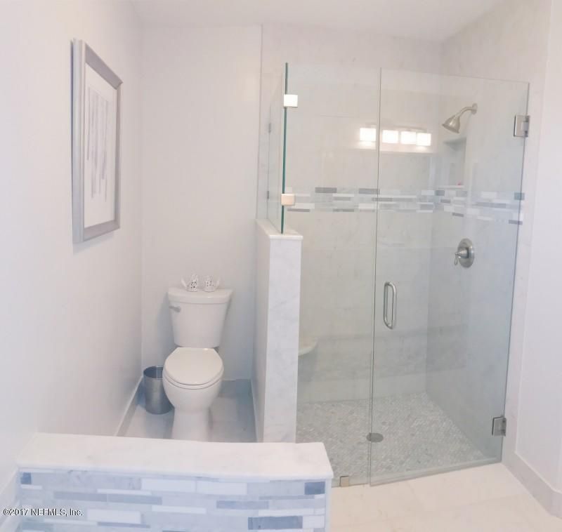 2079 Hovington Cir W, Jacksonville, FL 32246