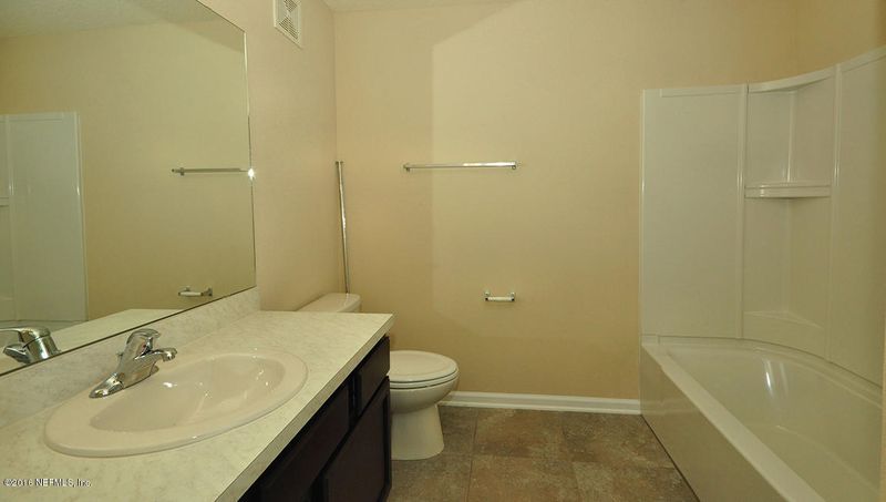 208 Larkin Pl #106, St Johns, FL 32259