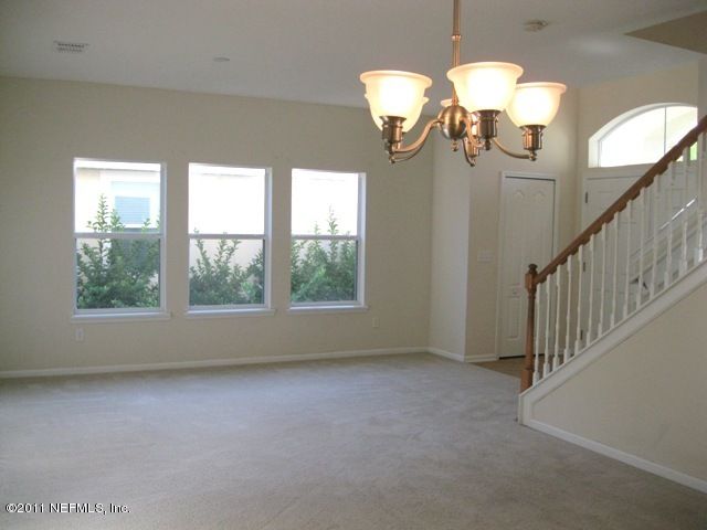 208 Thornloe Dr, St Johns, FL 32259