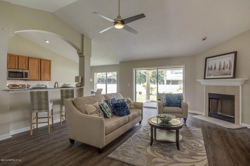 209 Bilbao Dr, St Augustine, FL 32086