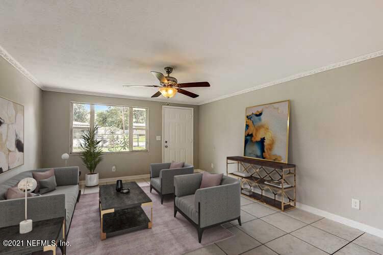 209 Mercury Dr, Orange Park, FL 32073