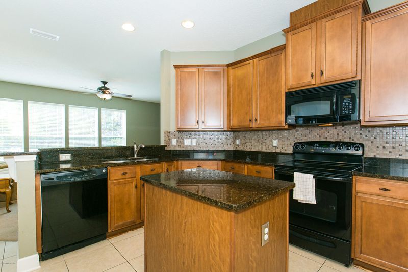 209 N Saxxon Rd, St Augustine, FL 32092