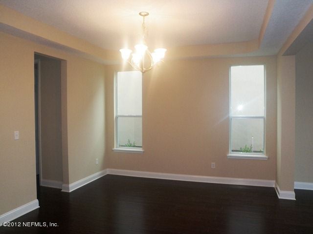 209 Tollerton Ave, St Johns, FL 32259