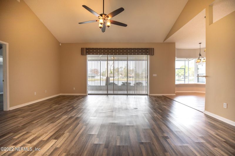 2092 Water Crest Dr, Orange Park, FL 32003