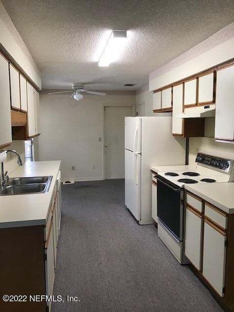 2098 Allison Ct, Middleburg, FL 32068
