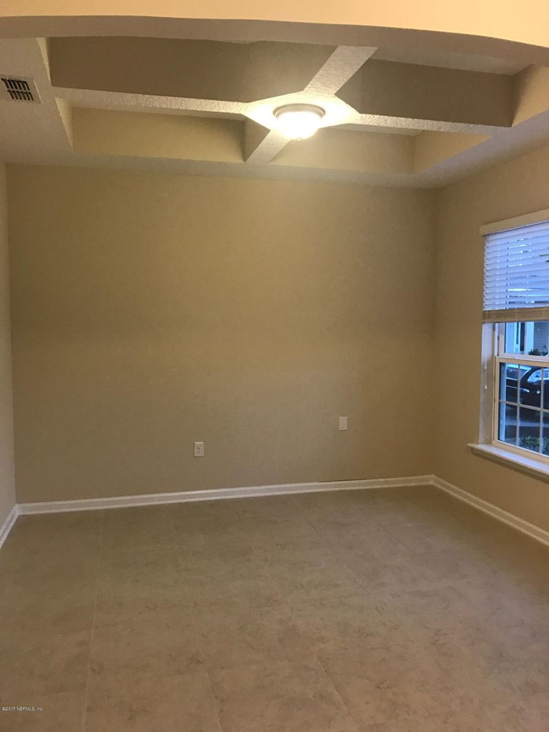 21 Oban Ct, St Johns, FL 32259