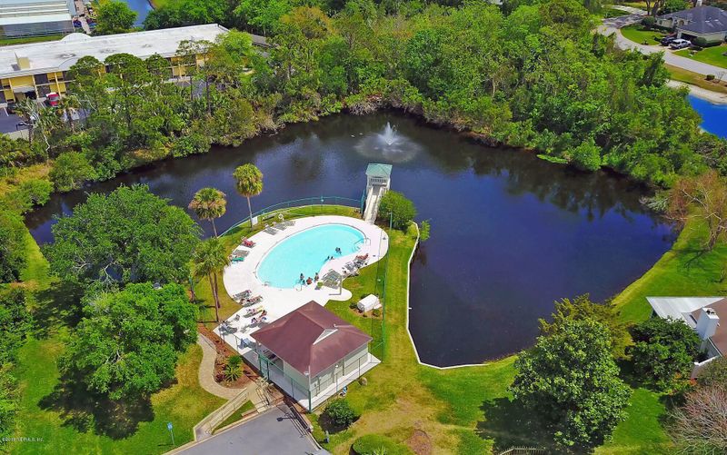 210 Spindrift Ln, Neptune Beach, FL 32266