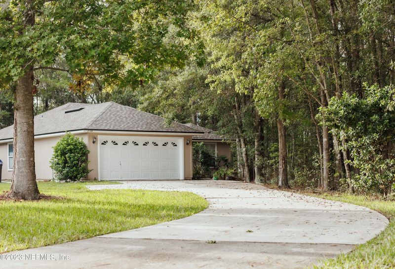 2100 Grotto Ct, Middleburg, FL 32068