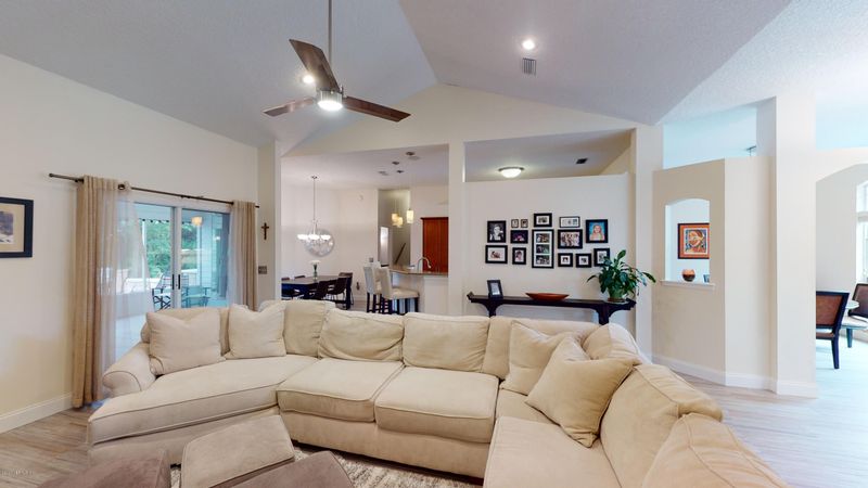 2100 Park Forest Ct, Orange Park, FL 32003