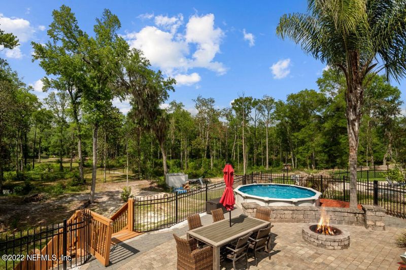 2100 Spinnaker Ct, Middleburg, FL 32068