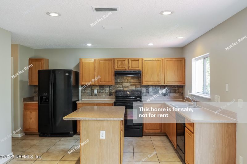 2101 Fresco Dr, Middleburg, FL 32068