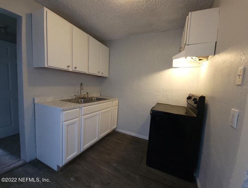 2102 Mc Millan St, Jacksonville, FL 32209