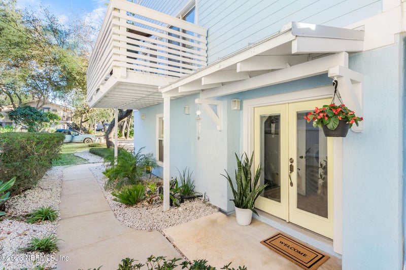 2104 Marsh Point Rd, Neptune Beach, FL 32266