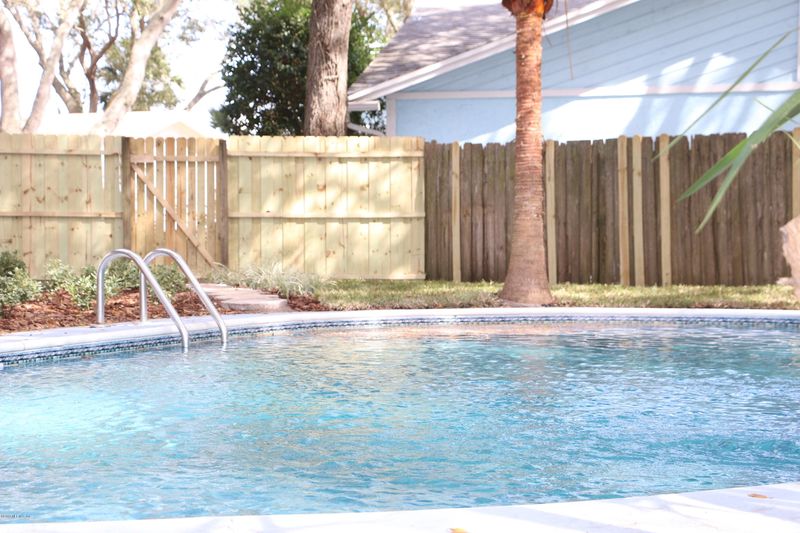 2106 Fairway Villas Ln S, Atlantic Beach, FL 32233