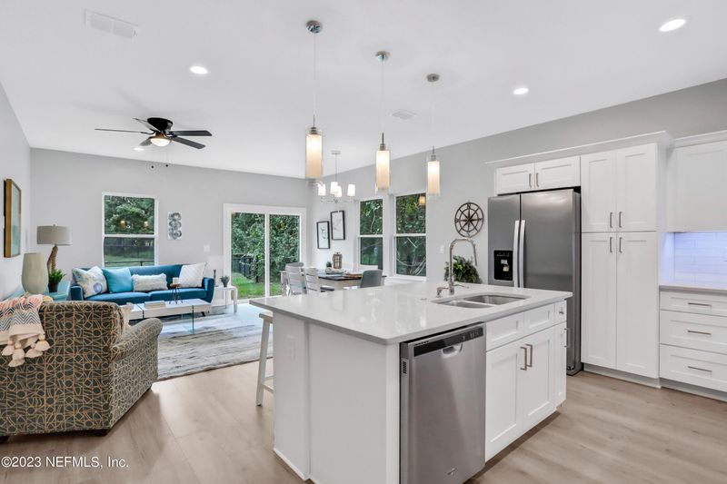 2107 Alley Rd, Jacksonville, FL 32233