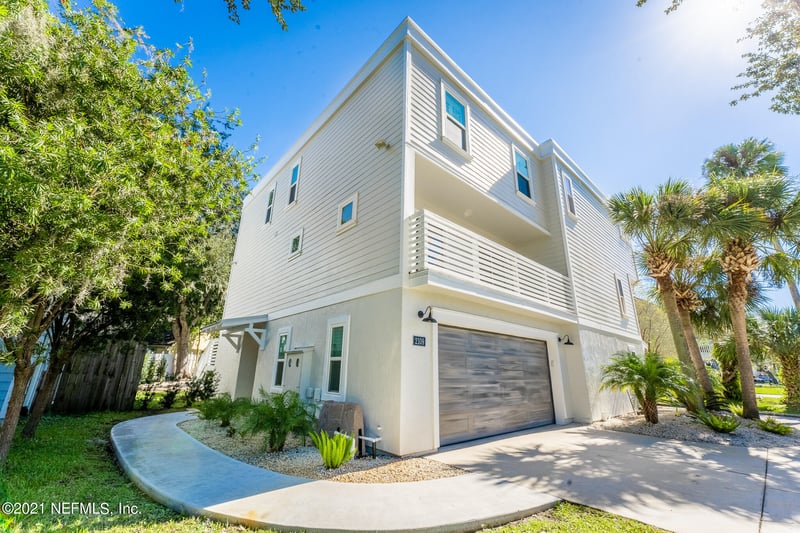 2109 Bartolome Rd, Neptune Beach, FL 32266