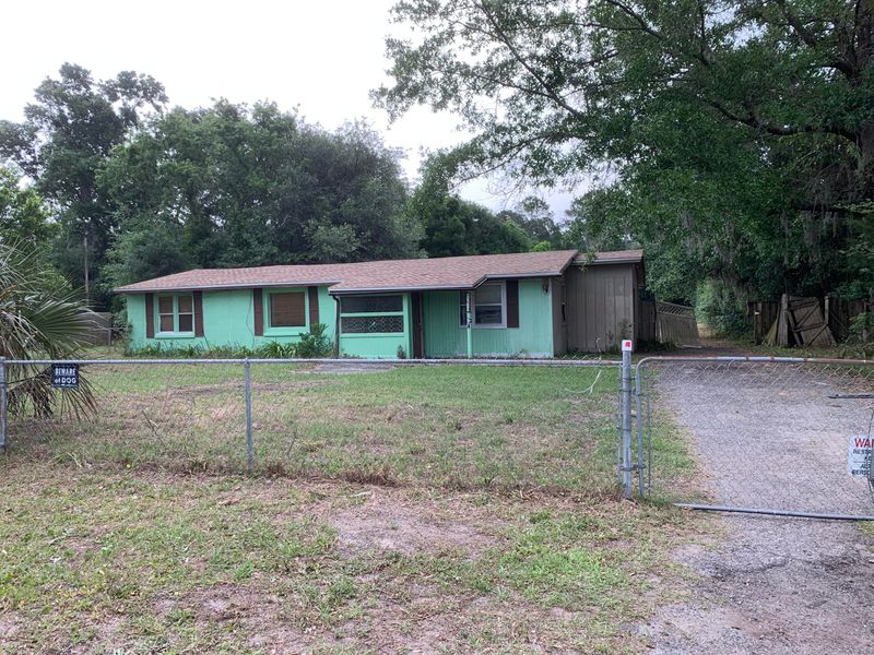 211 Jackson Rd, Jacksonville, FL 32225