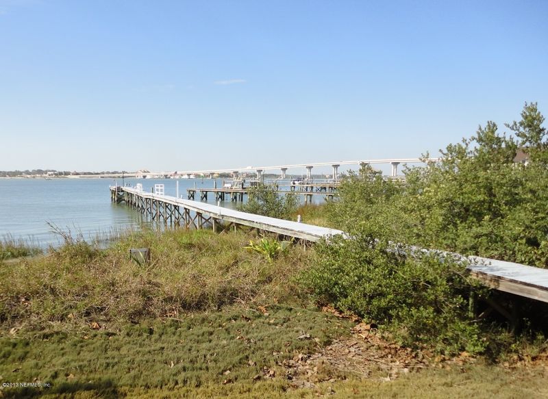 211 Porpoise Point Dr, St Augustine, FL 32084