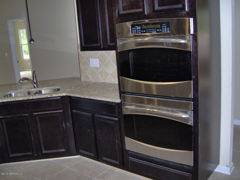 2110 Club Lake Dr, Orange Park, FL 32065