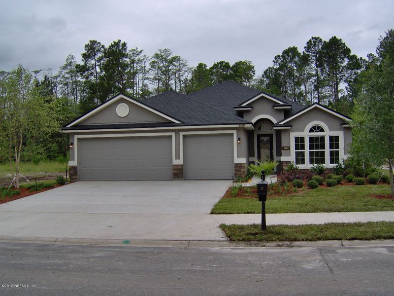 2110 Club Lake Dr, Orange Park, FL 32065