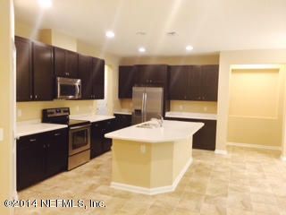 2112 Chandlers Walk Ln, Jacksonville, FL 32246