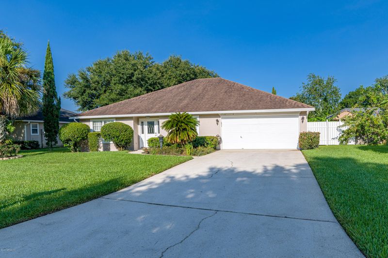 2114 Forest Gate Dr, Jacksonville, FL 32246