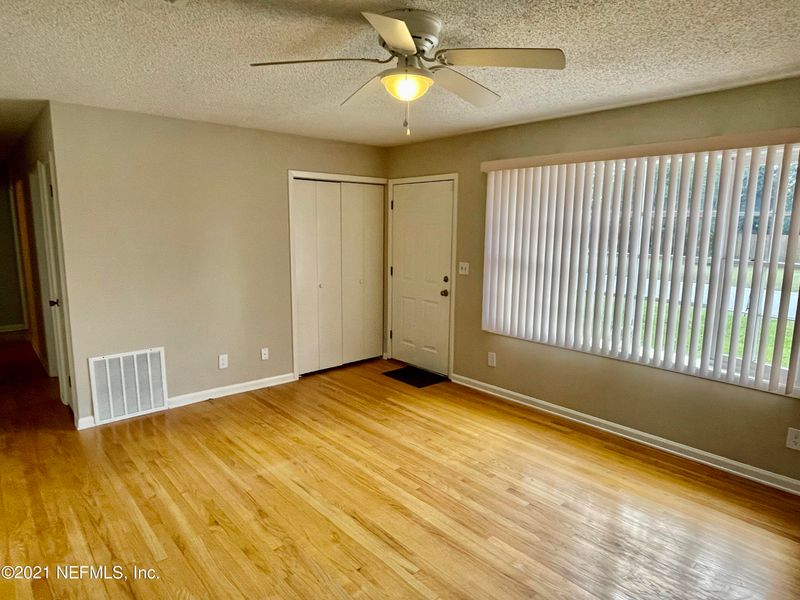 2115 Azalea Ln, Orange Park, FL 32073