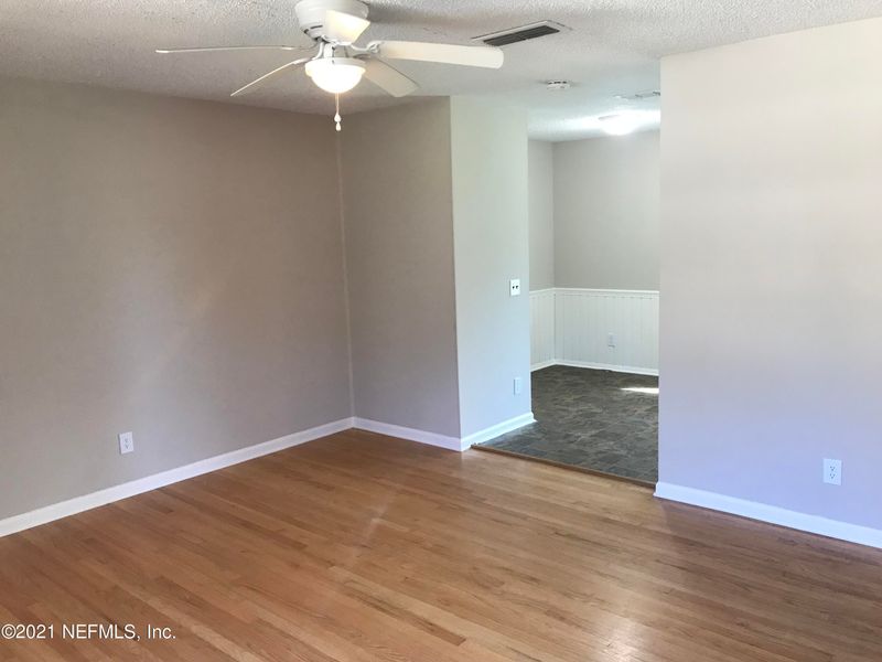 2115 Azalea Ln, Orange Park, FL 32073