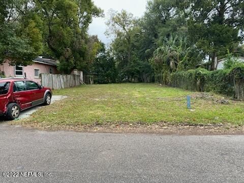 2115 Tilden St, Jacksonville, FL 32206