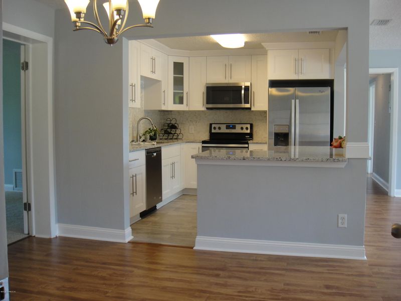 2117 Saul Dr, Jacksonville, FL 32216