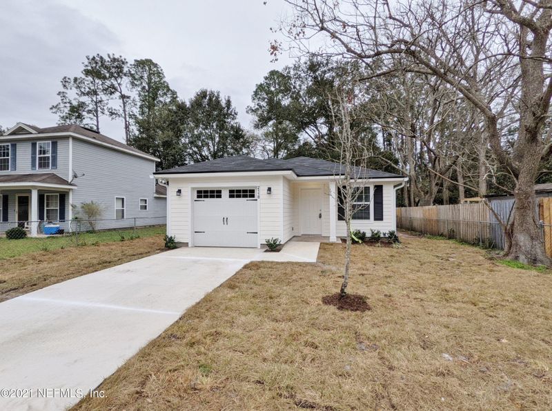 2118 Talladega Rd, Jacksonville, FL 32209