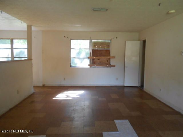 2119 Bo Peep Dr W, Jacksonville, FL 32210