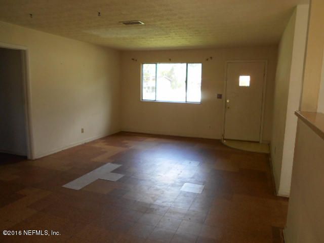 2119 Bo Peep Dr W, Jacksonville, FL 32210