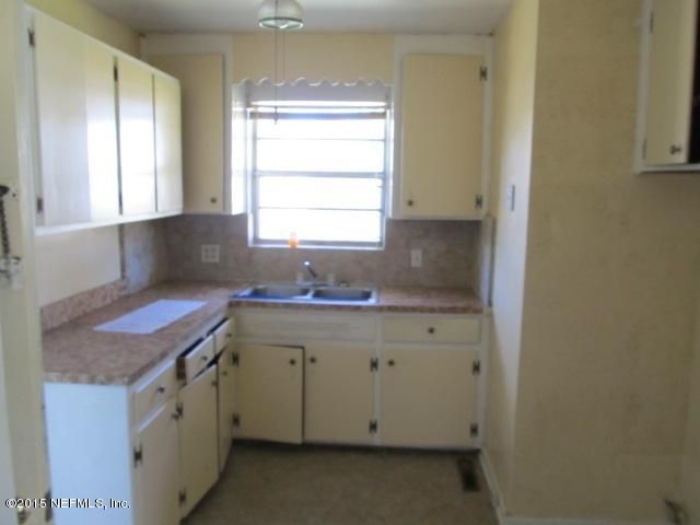 2119 Ronald Ln, Jacksonville, FL 32216
