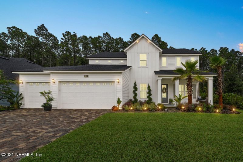 212 Huguenot Ln, St Johns, FL 32259