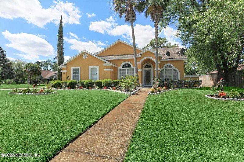 2124 Hovington Cir E, Jacksonville, FL 32246