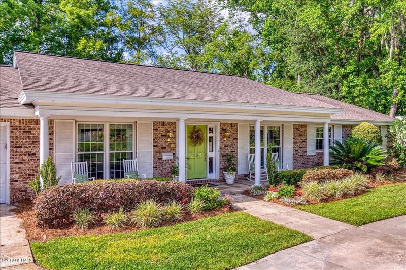 2127 La Vaca Rd, Jacksonville, FL 32217