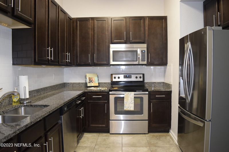 213 Larkin Pl #102, St Johns, FL 32259