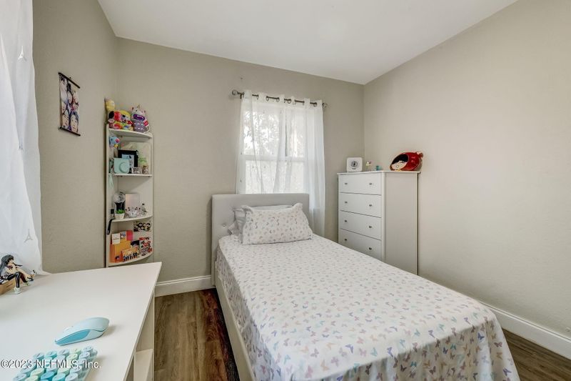 213 W 42nd St, Jacksonville, FL 32208