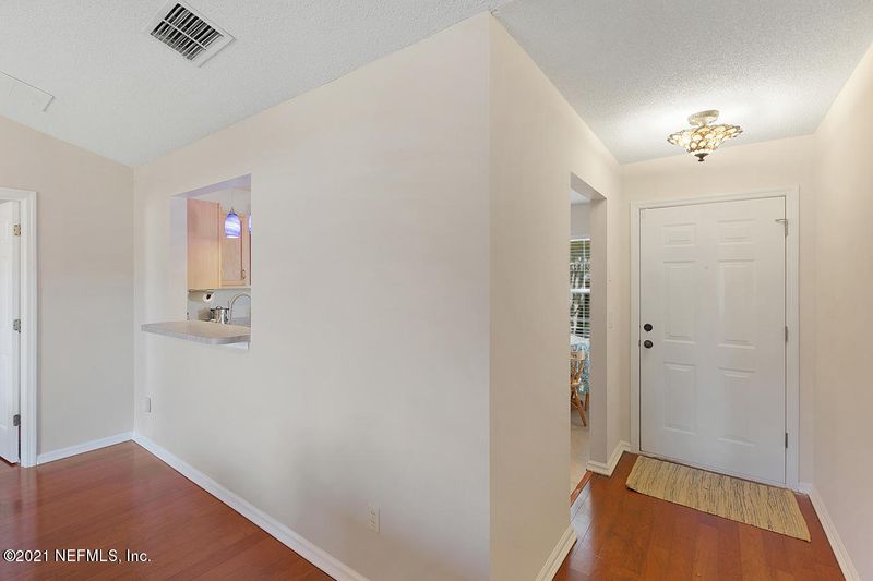 2132 Ardencroft Dr, Jacksonville, FL 32246