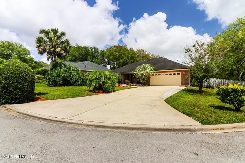 2133 Broadwater Dr, Jacksonville, FL 32225