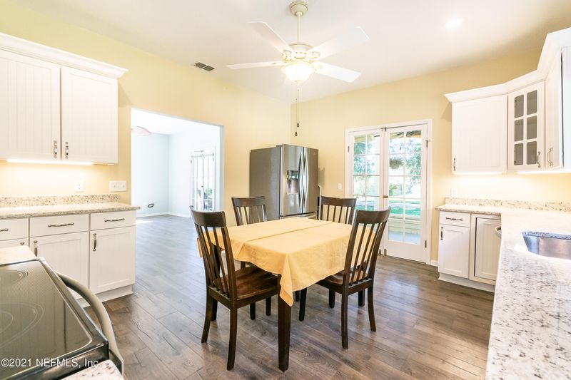 2133 Doane St, Jacksonville, FL 32211