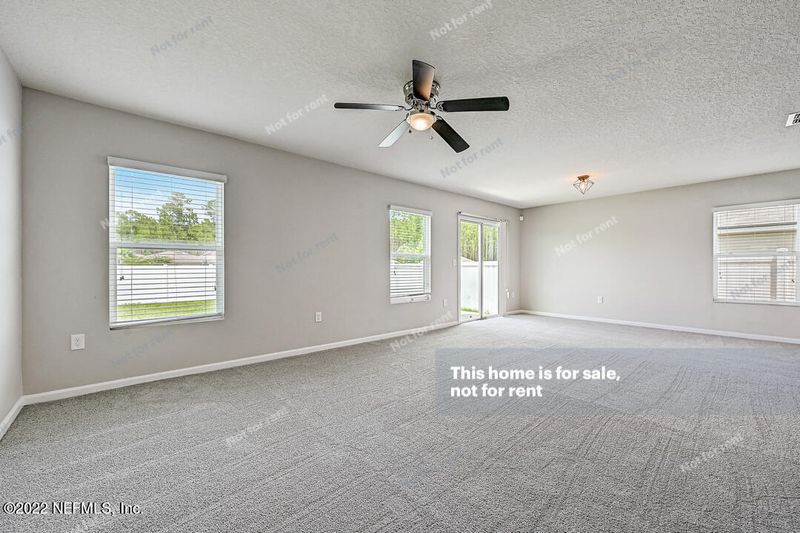 2133 Tyson Lake Dr, Jacksonville, FL 32221
