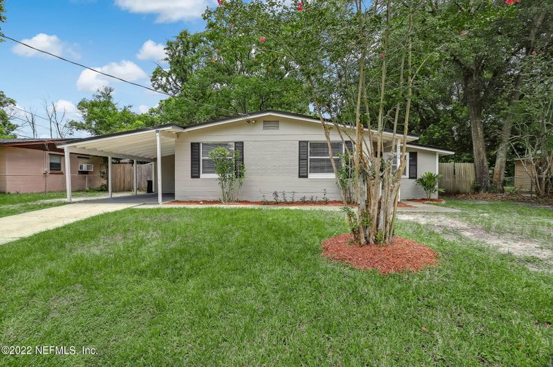2139 Burpee Dr, Jacksonville, FL 32210