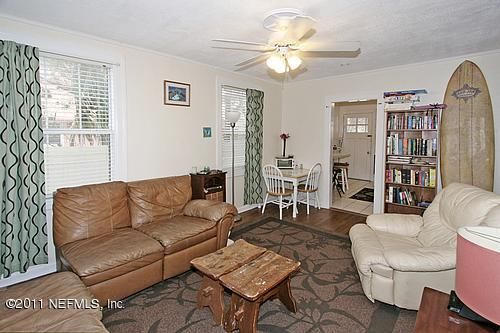 214 9th Ave N, Jacksonville Beach, FL 32250