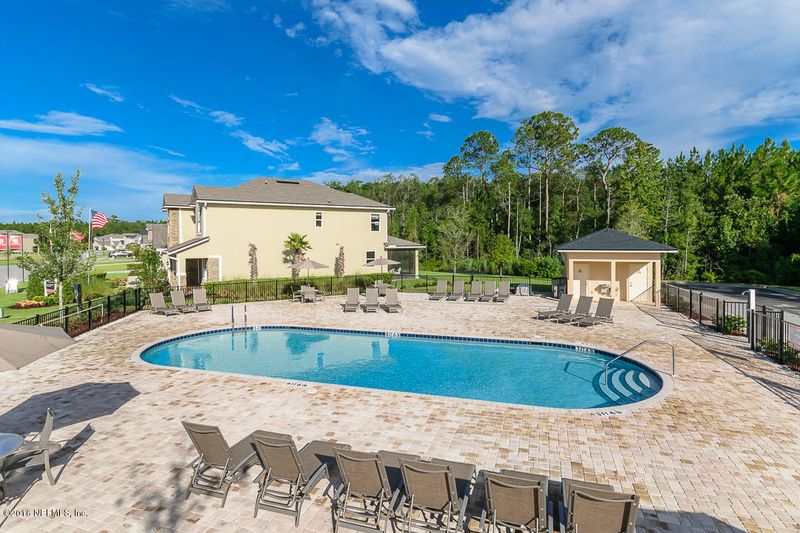 214 Ann Scott Dr, St Johns, FL 32259