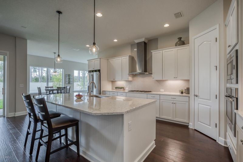 214 Chancellor Ct, St Johns, FL 32259