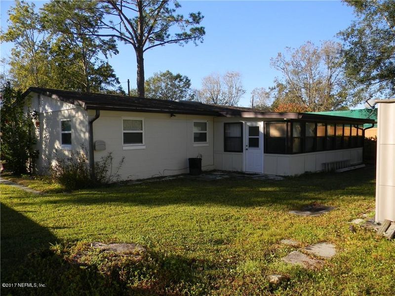 2141 Bo Peep Dr W, Jacksonville, FL 32210