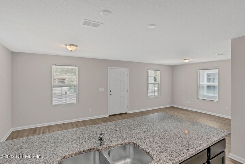 2141 Woodside St, Jacksonville, FL 32209