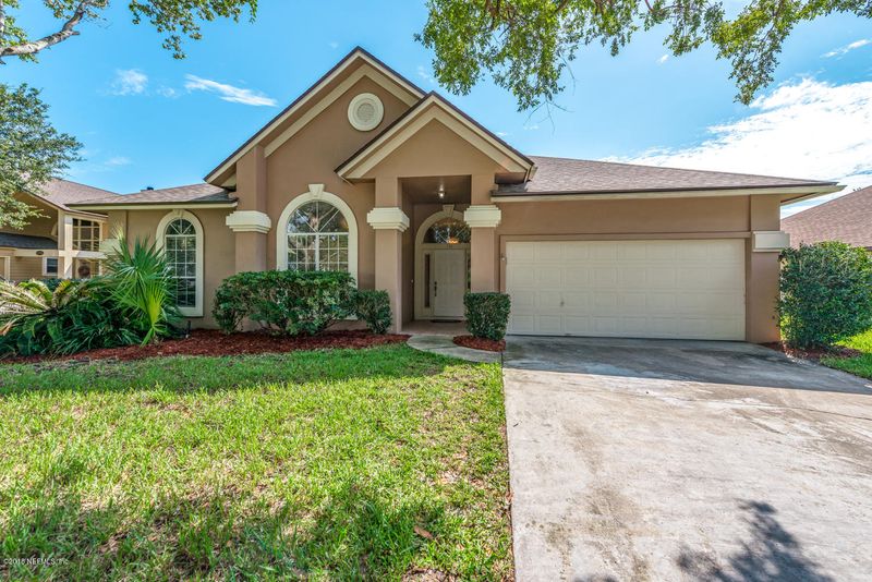 2143 Birch Bark Dr, Jacksonville, FL 32246